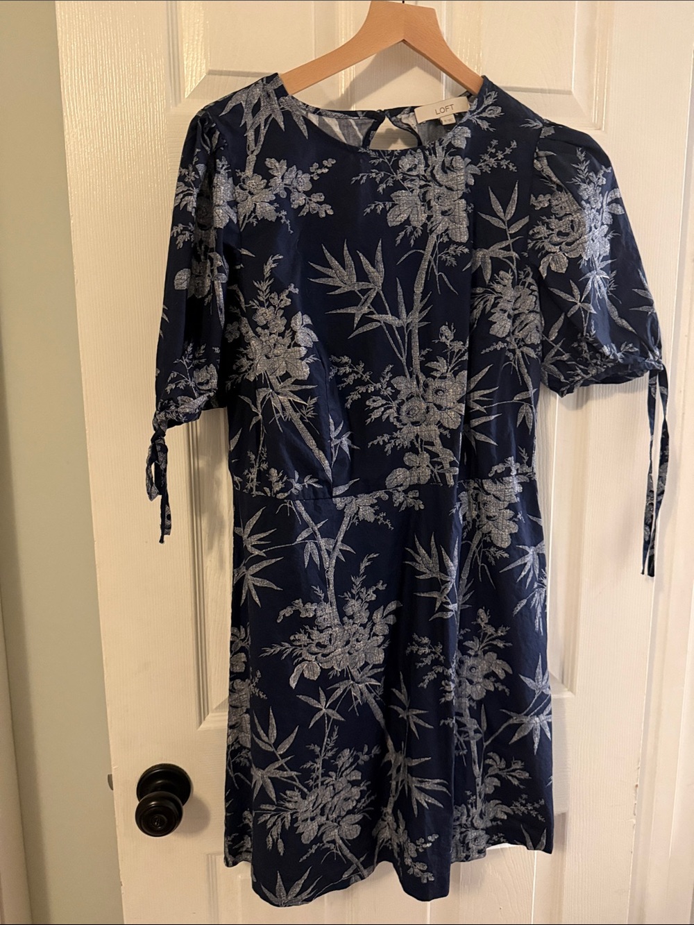 Women’s dress
